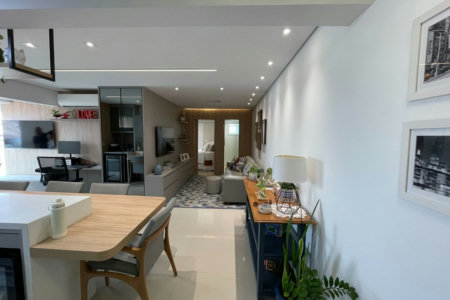 Apartamento 1 suíte com closet, 1 vaga demarcada, Embaré, Santos