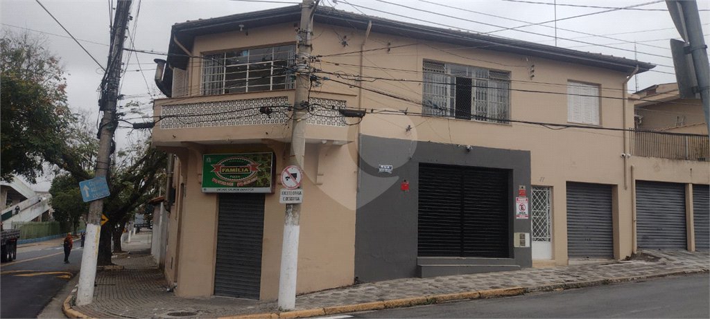 Sobrado à venda com 4 quartos em Calmon Viana, Poá, SP
