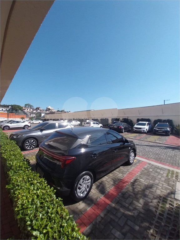 Apartamento à venda com 3 quartos, sendo 1 suíte, em Vila Rubens, Mogi das Cruzes, SP