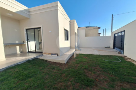Casa Térrea à venda com 3 quartos, sendo 1 suíte, em Jardim Regina, Indaiatuba, SP