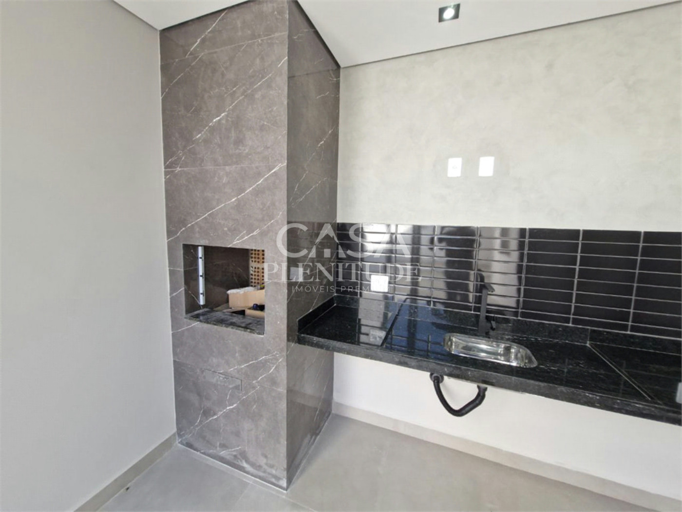 Casa em condomínio à venda com 3 quartos, sendo 1 suíte,  em Cajuru do Sul, Sorocaba, SP