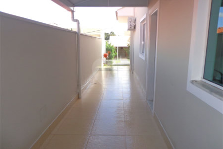 Casa à venda com 3 suítes no condomínio Terras de São Francisco, Vinhedo - SP