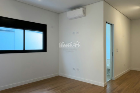 Casa térrea à venda com 3 suítes, em Nova Gardênia, Atibaia - SP