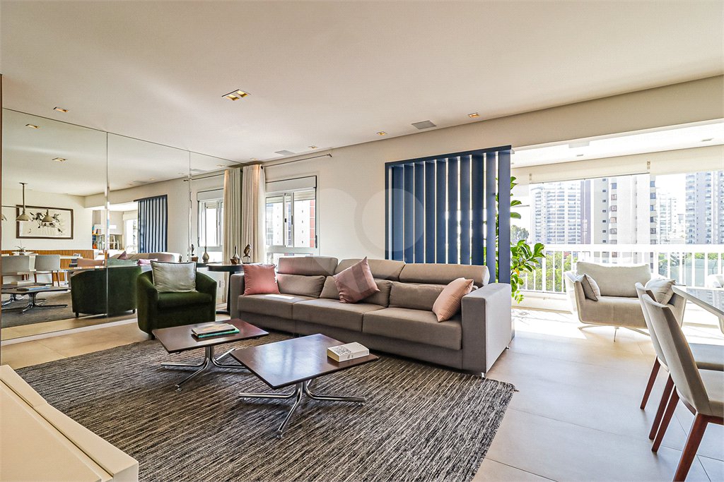 Apartamento à venda com 148 m² 3 suítes 3 vagas Vila Mariana / Chácara Klabin