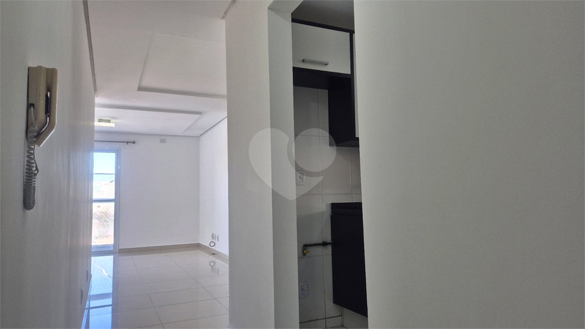 Apartamento à venda com 3 quartos, sendo 1 suíte,  em Vila Jardini, Sorocaba, SP