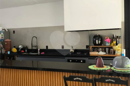 Casa à venda com 3 suítes em Pinheirinho, Vinhedo, SP