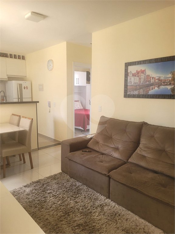 Apartamento à venda com 2 quartos em Vila Colorado, Suzano, SP