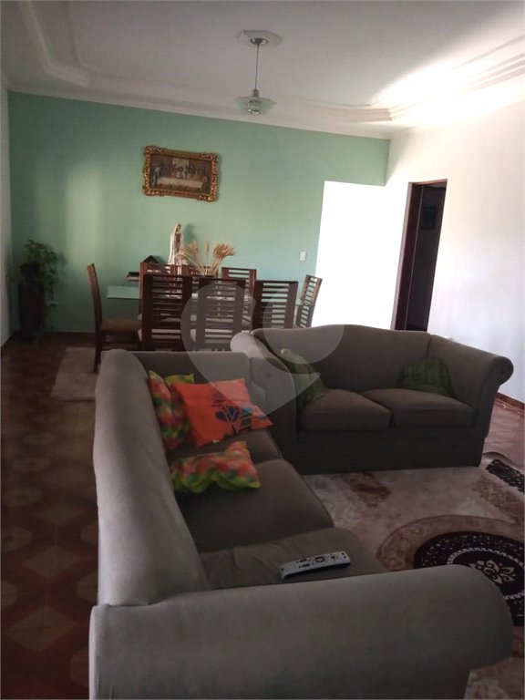 Chácara à venda com 3 quartos, sendo 1 suíte, em Jardim dos Lagos, Franco da Rocha, SP