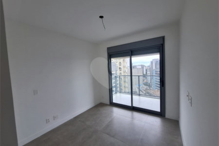 Apartamento à venda com 3 suítes em Sumarezinho, São Paulo, SP