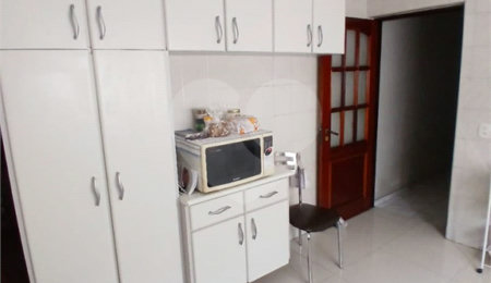 Sobrado à venda com 4 quartos, sendo 2 suítes,  em Vila Santa Terezinha (zona Norte), São Paulo, SP