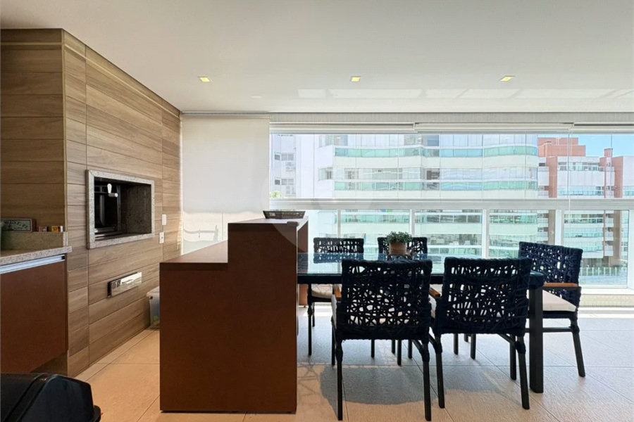 Apartamento à venda com 3 suítes em Riviera de São Lourenço, Bertioga, SP