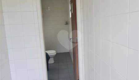 Casa à venda com 3 quartos, sendo 1 suíte,  no condomínio Jardim Itatinga II, São Paulo - SP