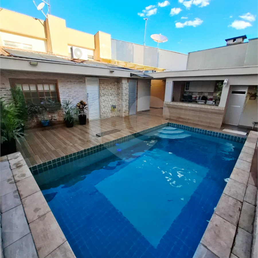 Casa à venda com 3 quartos, sendo 1 suíte, em Jardim São Luiz, Ribeirão Preto, SP