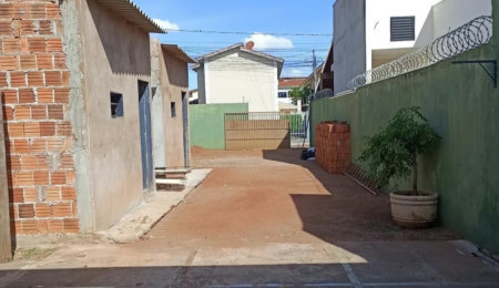 Casa à venda com 2 quartos, sendo 1 suíte, em Jardim Paranapunga, Três Lagoas, MS