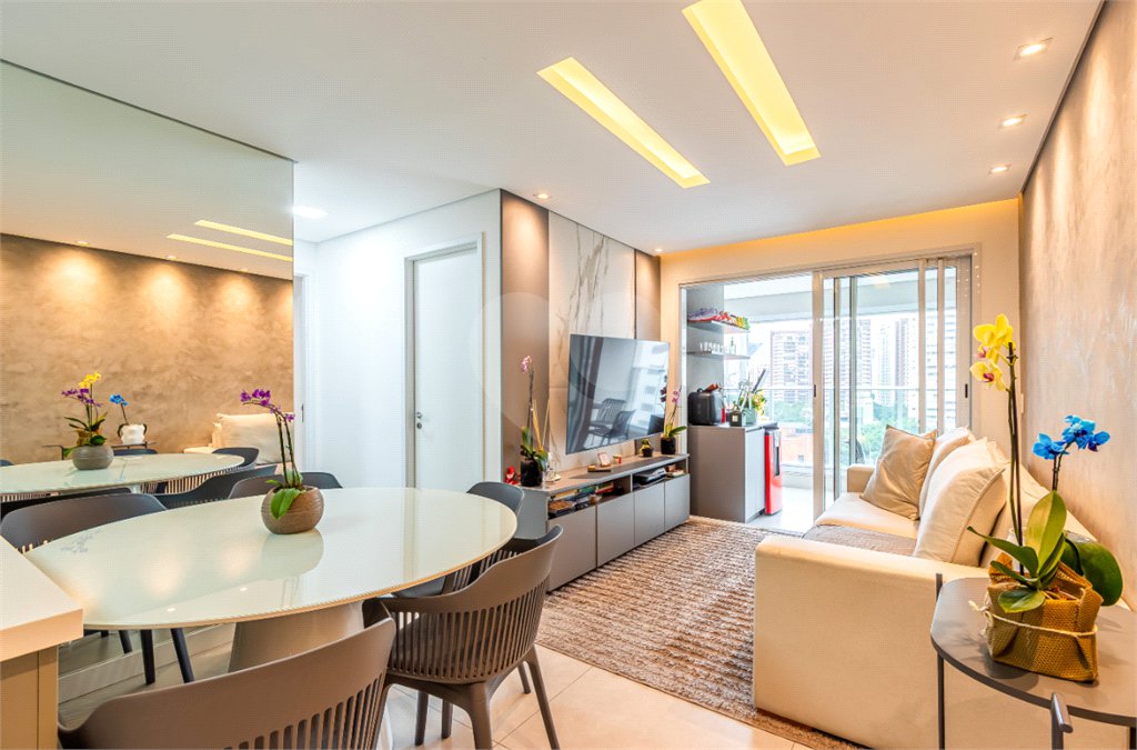 Apartamento à venda com 2 quartos, sendo 1 suíte, em Chácara Santo Antônio (zona Sul), São Paulo, SP