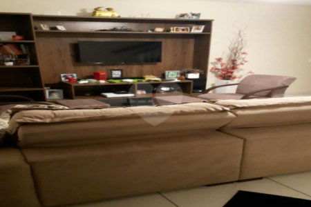 Casa à venda com 3 quartos, sendo 1 suíte, em Vila Dalva, São Paulo, SP