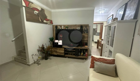 Casa à venda ou para alugar com 3 quartos, sendo 1 suíte, em Jardim Vivan, São Paulo, SP