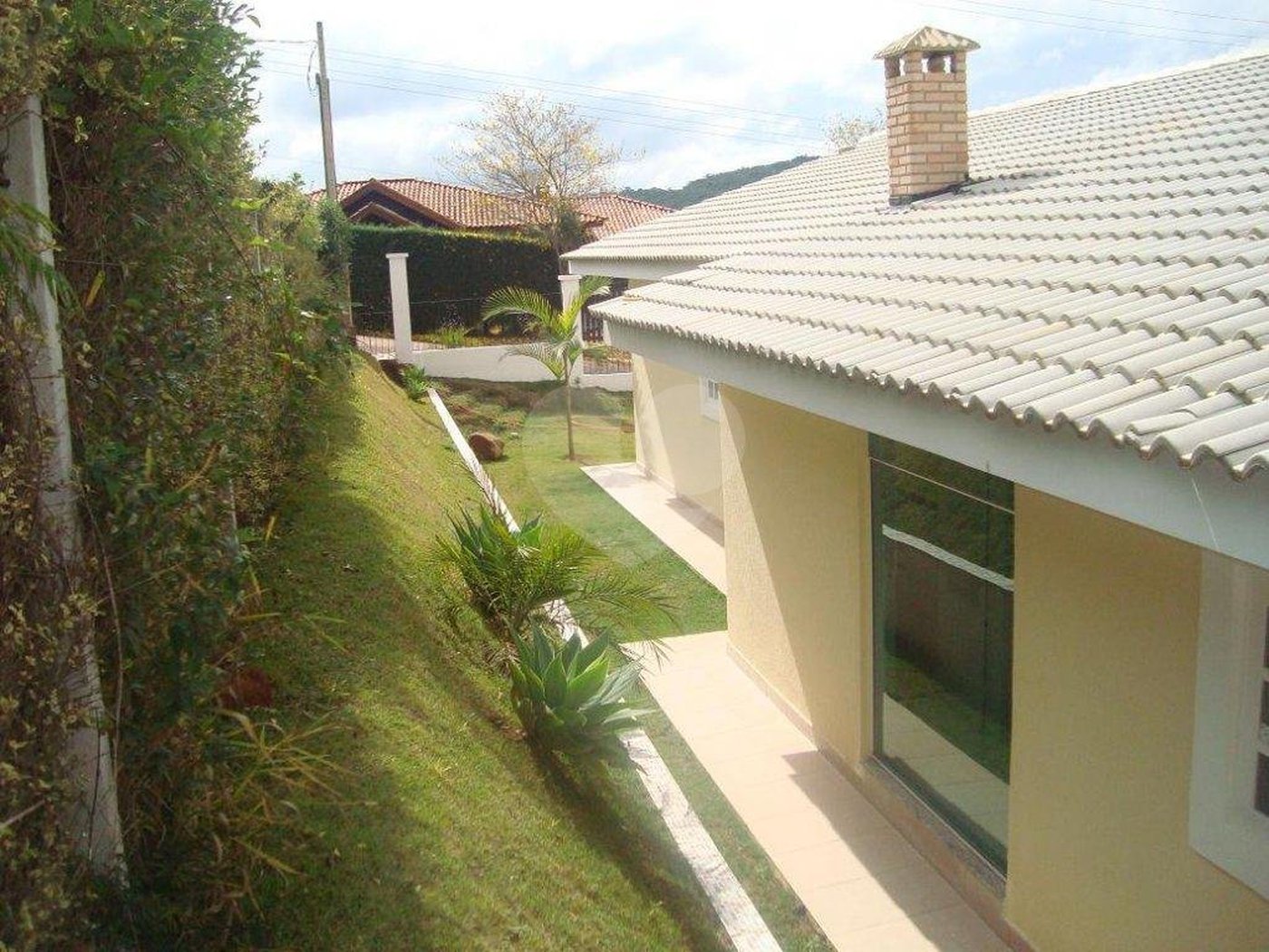 Casa à venda com 4 quartos, sendo 3 suítes, em Recreio Campo Verde, Ibiúna, SP