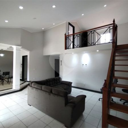 Casa à venda com 2 suítes em Vila Oliveira, Itapetininga, SP