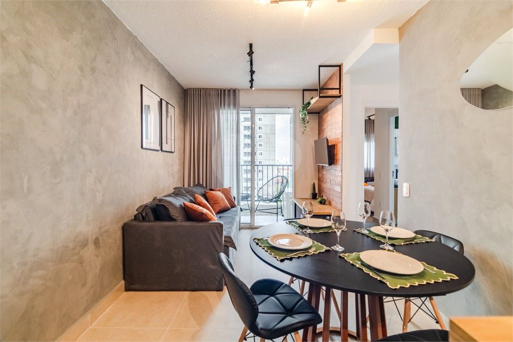 Apartamento à venda com 2 quartos, sendo 1 suíte, em Liberdade, São Paulo, SP