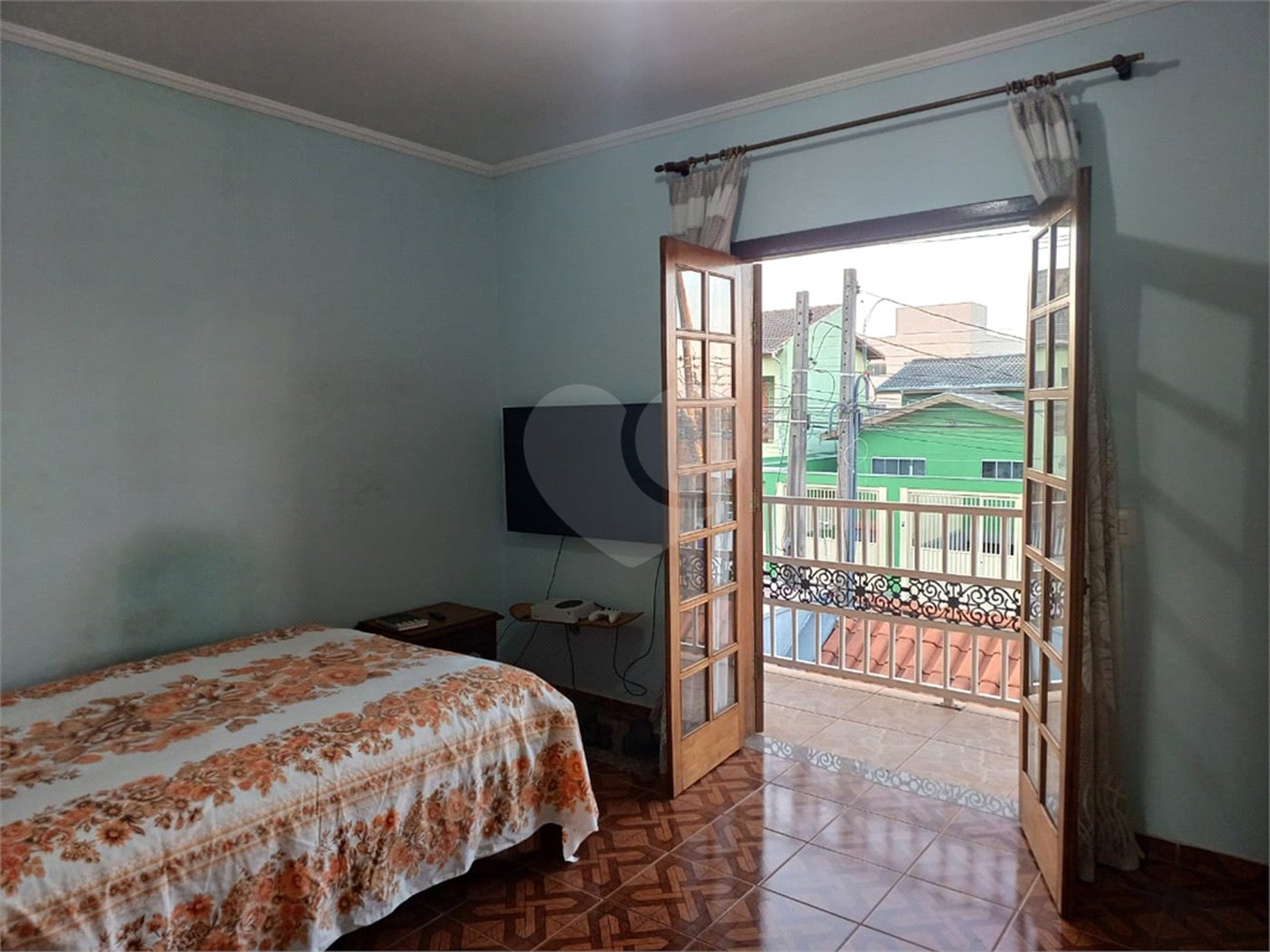 Sobrado à venda com 3 quartos, sendo 1 suíte, em Jardim Regina, Indaiatuba, SP