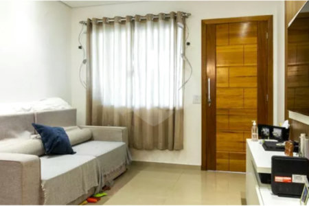 Sobrado à venda com 3 quartos, sendo 1 suíte,  em Campo Grande, São Paulo, SP