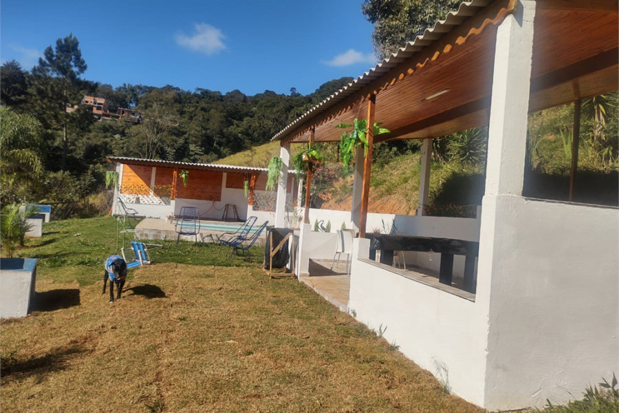 Casa à venda ou para alugar com 3 suítes em Juqueri Mirim, Mairiporã, SP