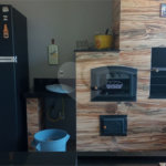 Casa à venda com 3 quartos, sendo 1 suíte, no condomínio Village da Serra, Araçoiaba da Serra - SP