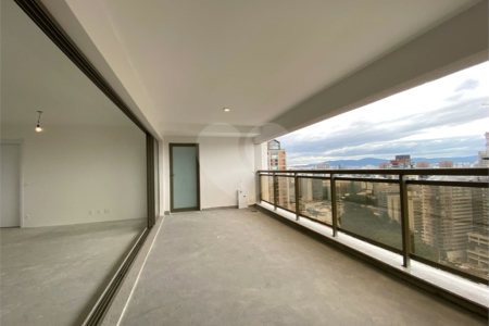 Apartamento à venda com 4 quartos, sendo 2 suítes,  em Perdizes, São Paulo, SP