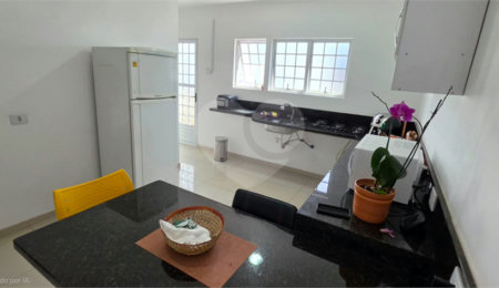 Casa Térrea à venda ou para alugar com 8 quartos, sendo 4 suítes,  em Vila Pereira Barreto, São Paulo, SP
