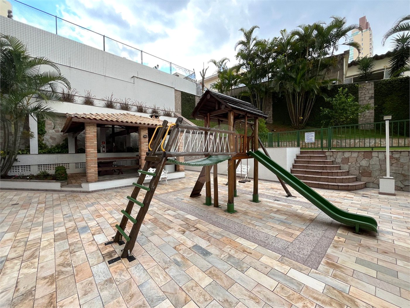 Apartamento à venda com 3 suítes em Santana, São Paulo, SP