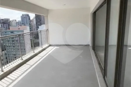 Apartamento à venda com 4 quartos, sendo 2 suítes, em Perdizes, São Paulo, SP