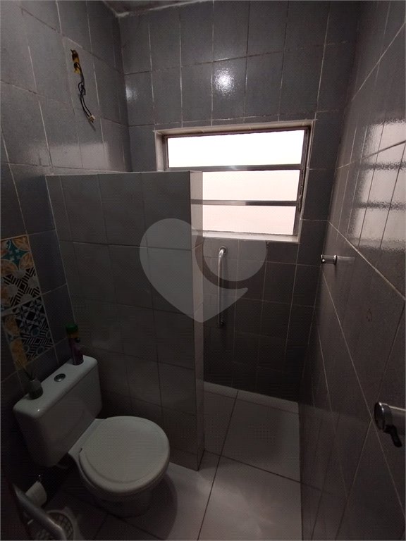 Casa à venda com 2 quartos, sendo 1 suíte,  em Jardim Layr, Mogi das Cruzes, SP