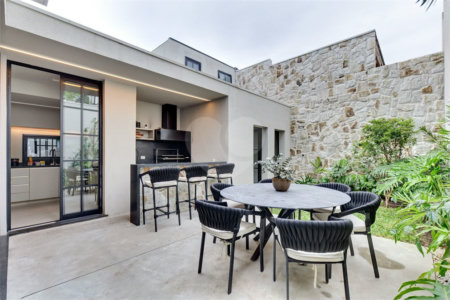 Casa de Vila à venda com 5 quartos, sendo 3 suítes, em Jardim Hípico, São Paulo, SP