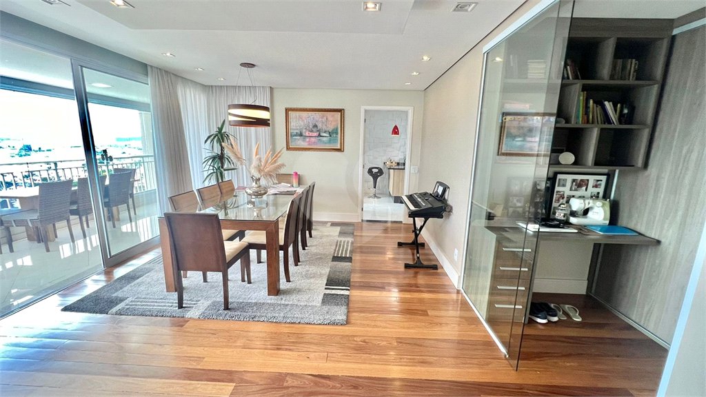 Apartamento à venda com 3 suítes em Jardim Monte Kemel, São Paulo, SP
