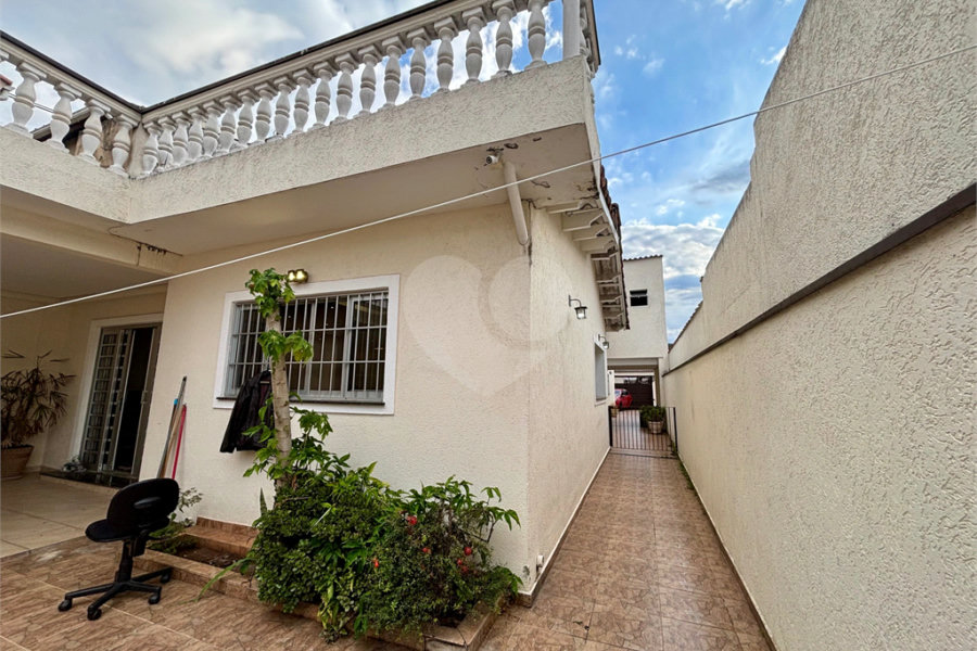 Sobrado à venda com 6 quartos, sendo 5 suítes, em Tremembé, São Paulo, SP