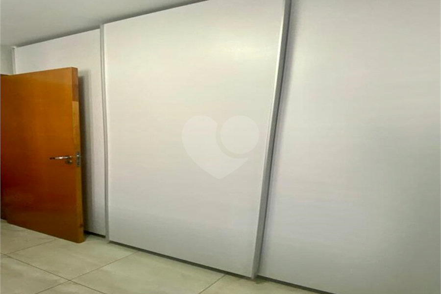 Apartamento à venda com 2 quartos em Horto, São Paulo, SP