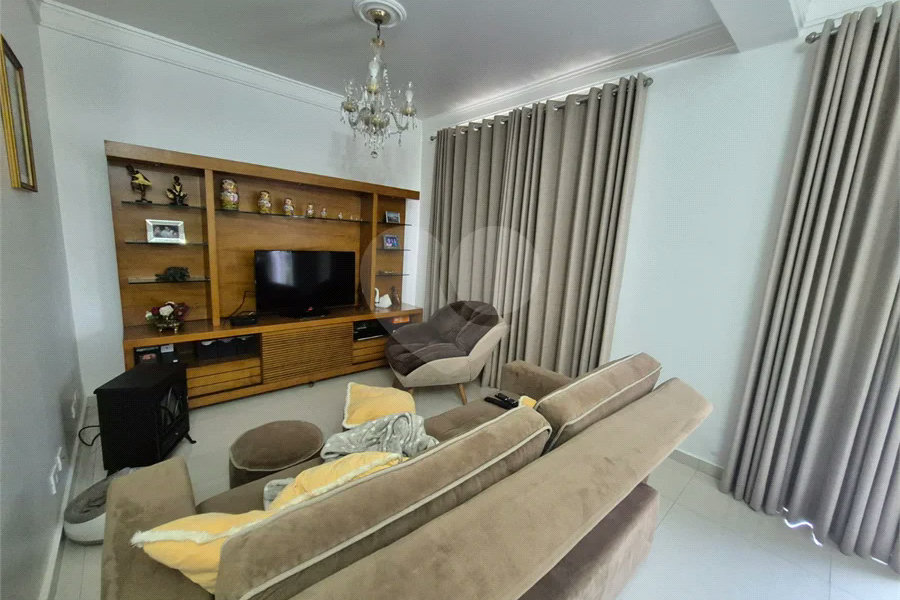 Casa à venda com 4 suítes no condomínio Sausalito, Mairiporã - SP