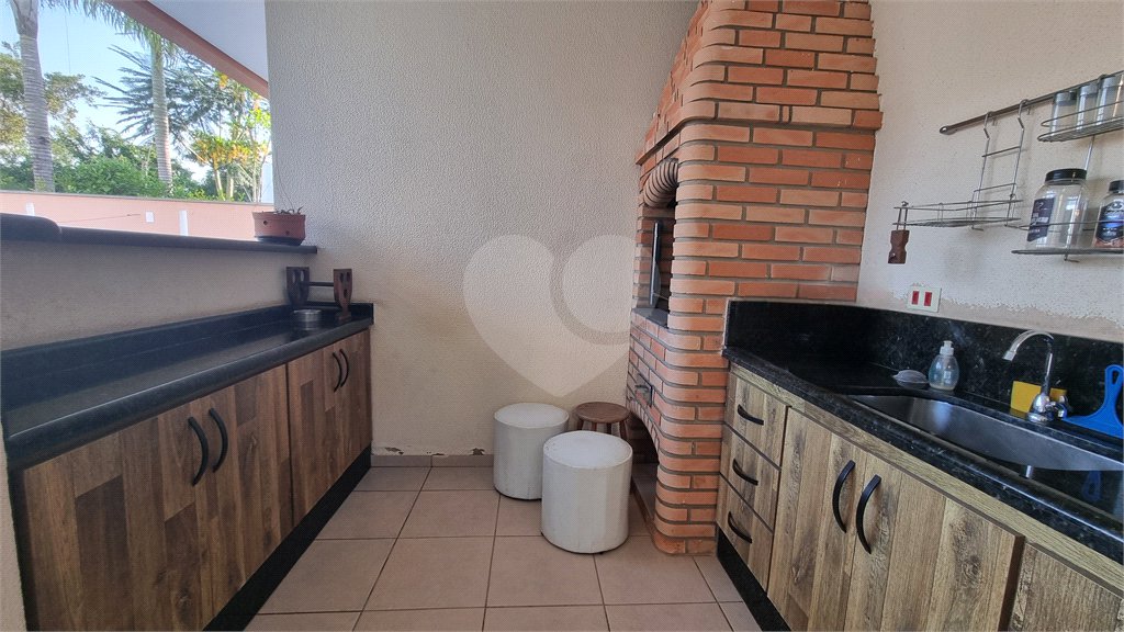 Casa à venda com 4 quartos, sendo 3 suítes,  no condomínio Residencial Villa dos Inglezes, Sorocaba - SP