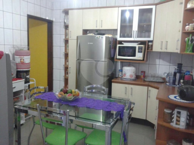 Sobrado à venda com 3 quartos em Tremembé, São Paulo, SP