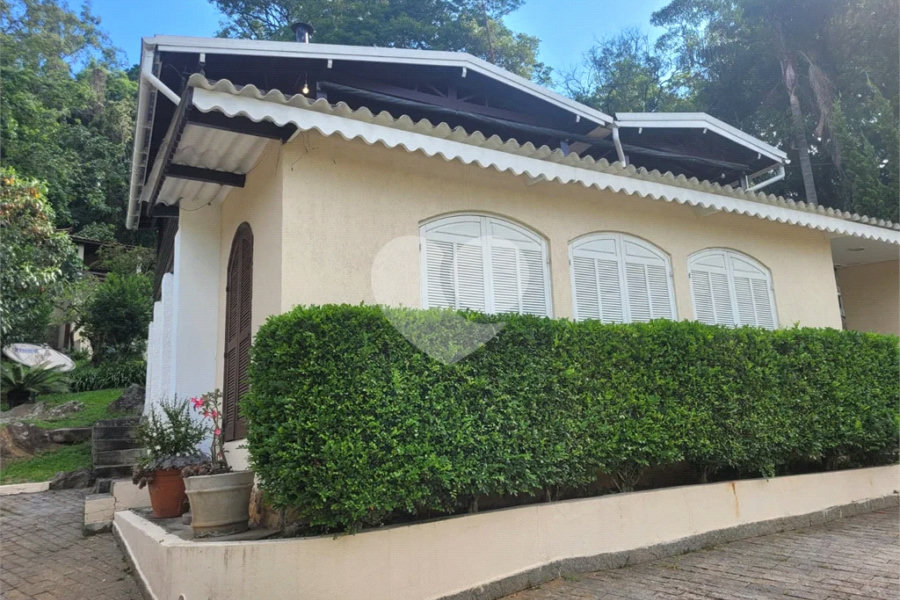 Sítio à venda com 6 quartos, sendo 3 suítes, em Serra da Cantareira, Mairiporã, SP