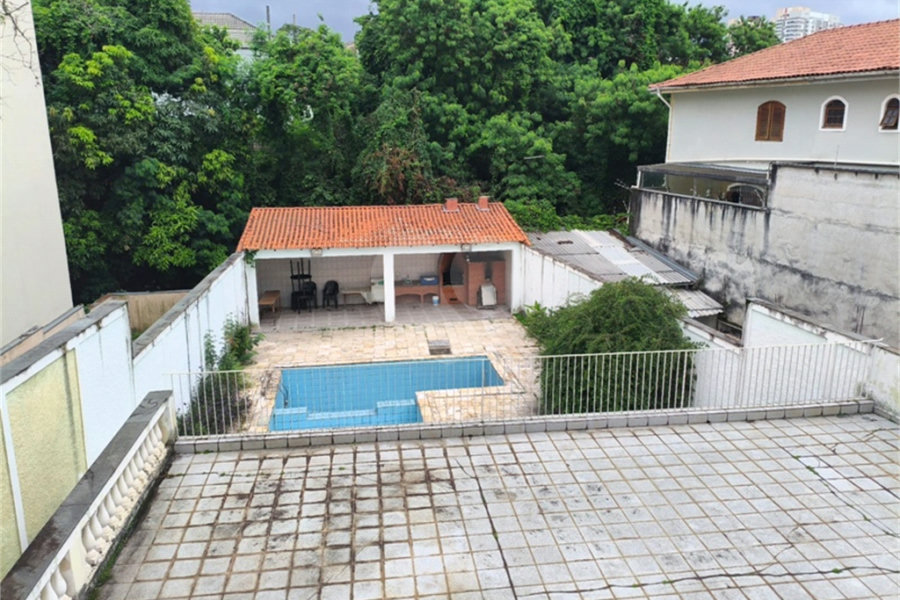 Sobrado à venda com 4 suítes em Santana, São Paulo, SP