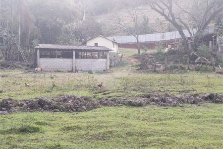 Sítio à venda com 3 quartos, sendo 2 suítes,  em Cachoeira, Atibaia, SP