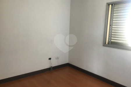 Apartamento à venda com 2 quartos em Vila Paulicéia, São Paulo, SP