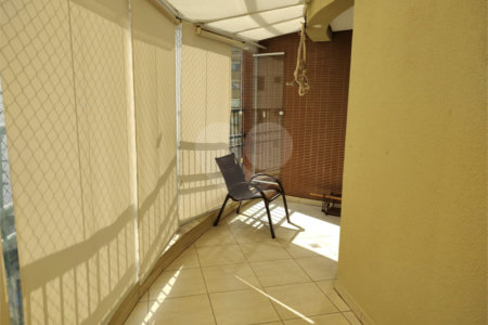 Apartamento à venda com 4 quartos, sendo 2 suítes, em Alto de Pinheiros, São Paulo, SP