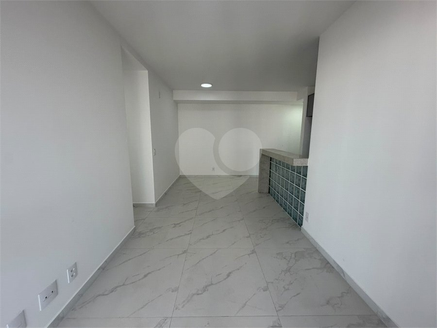 Apartamento à venda com 3 quartos, sendo 1 suíte,  em Tucuruvi, São Paulo, SP