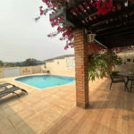 Casa à venda com 3 quartos, sendo 1 suíte, no condomínio Residencial Delle Stelle, Louveira - SP