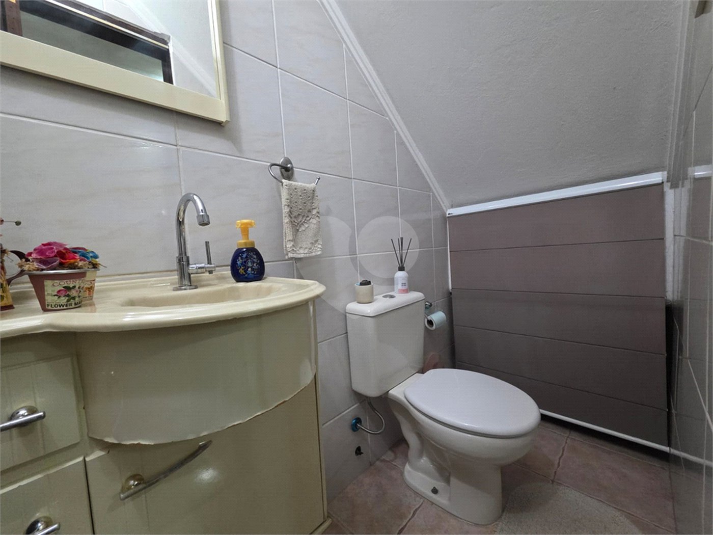 Sobrado à venda com 6 quartos, sendo 3 suítes, em Santa Teresinha, São Paulo, SP
