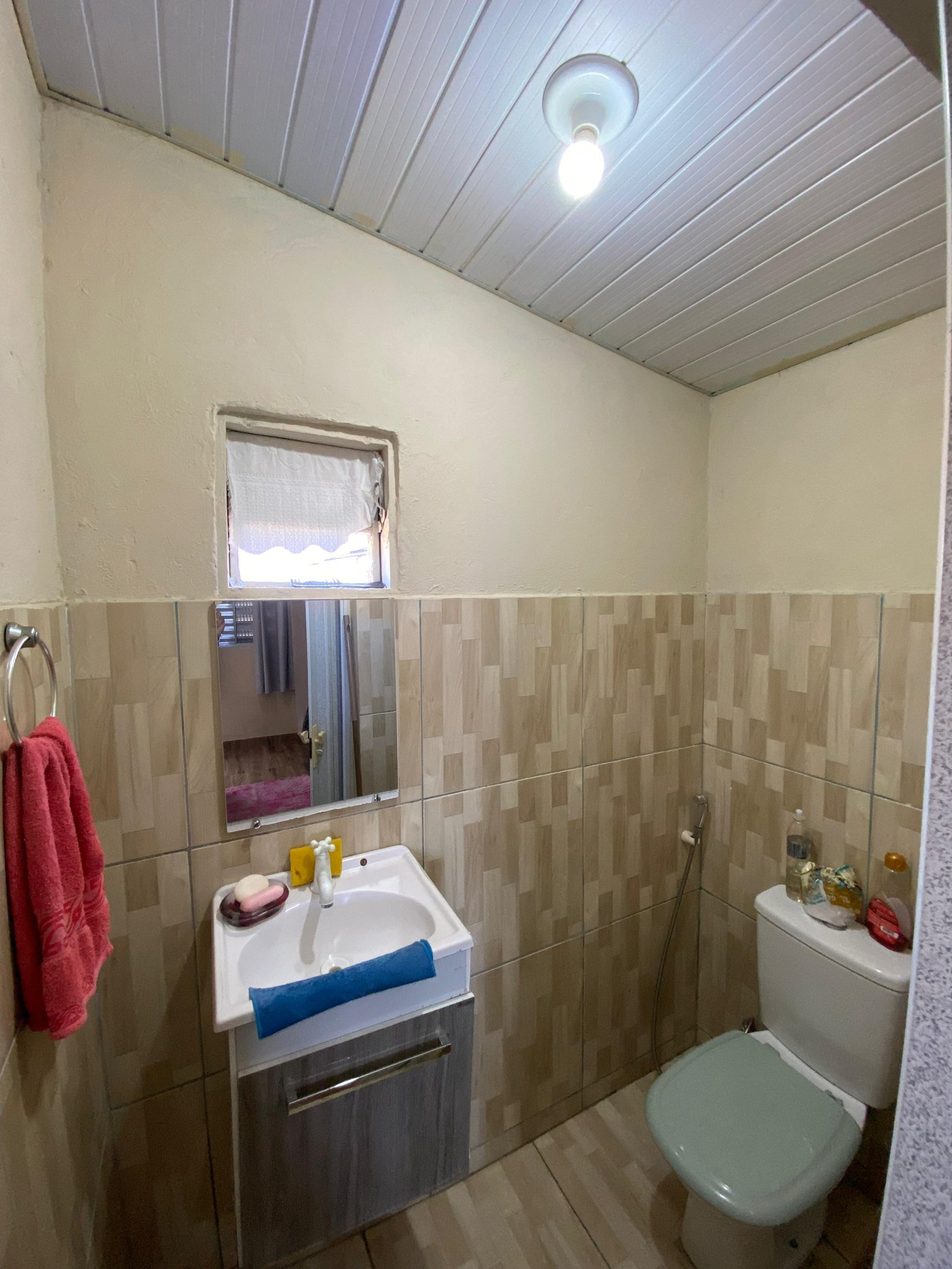 Casa à venda com 4 quartos, sendo 2 suítes, em Parque dos Pinheiros, Hortolândia, SP