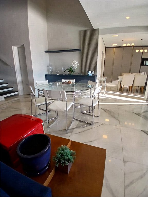 Casa à venda com 4 suítes no condomínio Porto Atibaia, Atibaia - SP